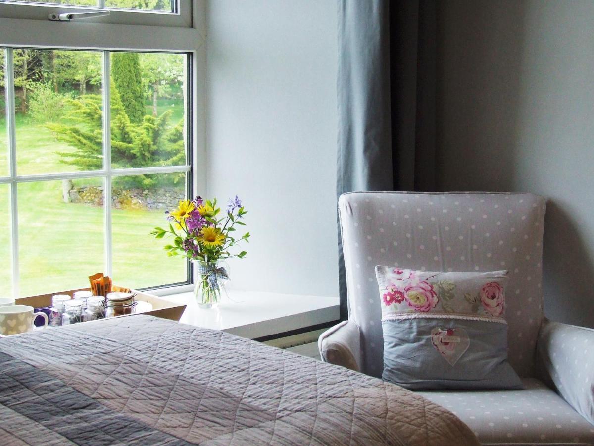 Lobhill Farmhouse Bed And Breakfast And Self Catering Accommodation Okehampton Eksteriør billede