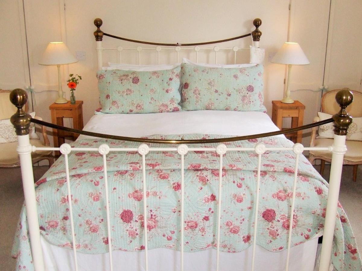 Lobhill Farmhouse Bed And Breakfast And Self Catering Accommodation Okehampton Eksteriør billede
