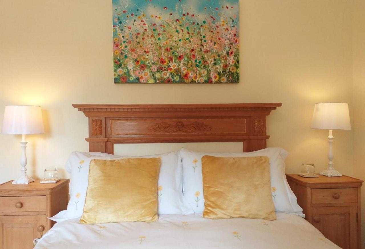 Lobhill Farmhouse Bed And Breakfast And Self Catering Accommodation Okehampton Værelse billede