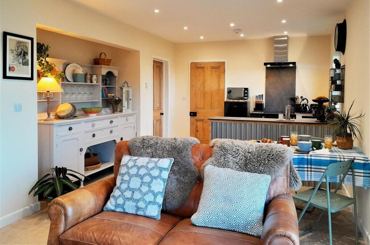 Lobhill Farmhouse Bed And Breakfast And Self Catering Accommodation Okehampton Værelse billede